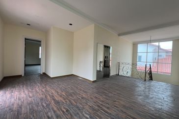 Super Cheap Corner 4 Storey Bungalow @ Bukit Segar 