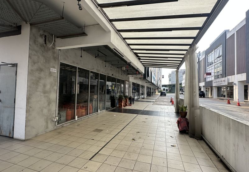 Super Cheap Corner Ground Floor Shop @ Cheras C180