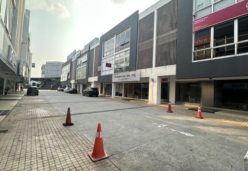 Super Cheap Corner Ground Floor Shop @ Cheras C180