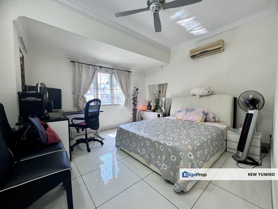 Super Cheap Double Storey Semi-D @ Taman Bukit Permai , Sungai Long, Selangor, Kajang