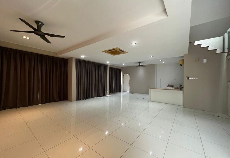 Super Cheap 3 Storey Semi-D @ East Park 72, Mahkota Cheras