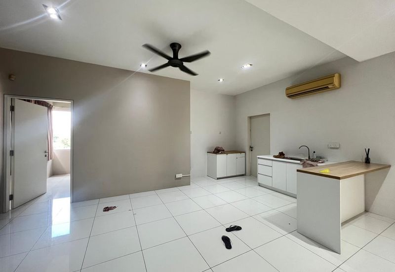 Super Cheap 3 Storey Semi-D @ East Park 72, Mahkota Cheras