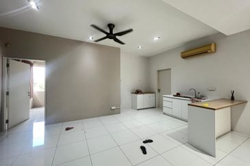 Super Cheap 3 Storey Semi-D @ East Park 72, Mahkota Cheras