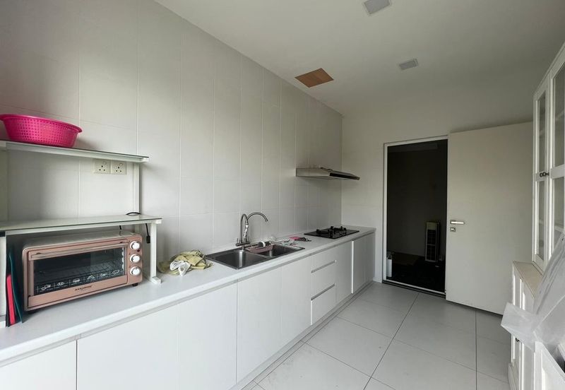 Super Cheap 3 Storey Semi-D @ East Park 72, Mahkota Cheras