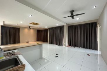 Super Cheap 3 Storey Semi-D @ East Park 72, Mahkota Cheras