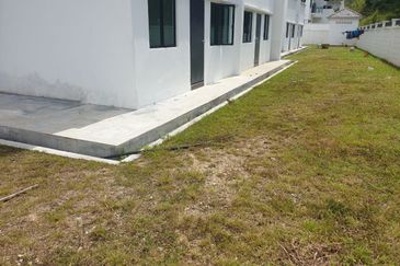 Below Market Brand New Corner Town House @ Sungai Long