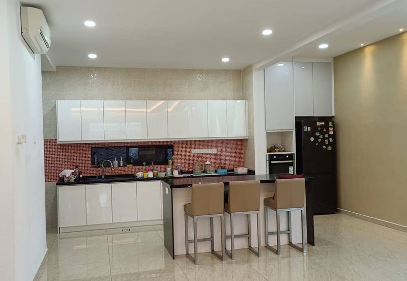 Bandar Mahkota Cheras