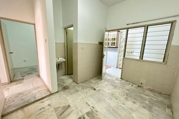 Price Drop Super Cheap Double Storey Terrace @ Bandar Sungai Long