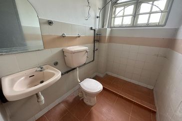 Price Drop Super Cheap Double Storey Terrace @ Bandar Sungai Long