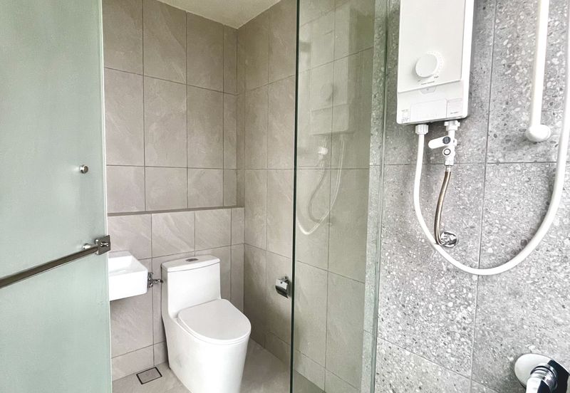 Emerald 9 Condominium