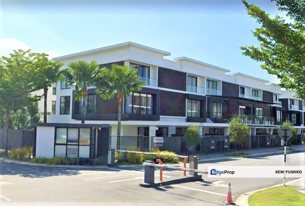 Super Nice 2.5 Sty Semi-D @ Cheras Vista, Mahkota Cheras, Selangor, Cheras South