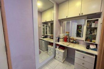 Price Drop Super Cheap 2 Sty Bungalow @ Sungai Long