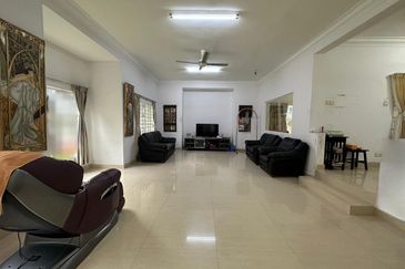 Price Drop Super Cheap 2 Sty Bungalow @ Sungai Long