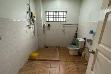 Price Drop Super Cheap 2 Sty Bungalow @ Sungai Long