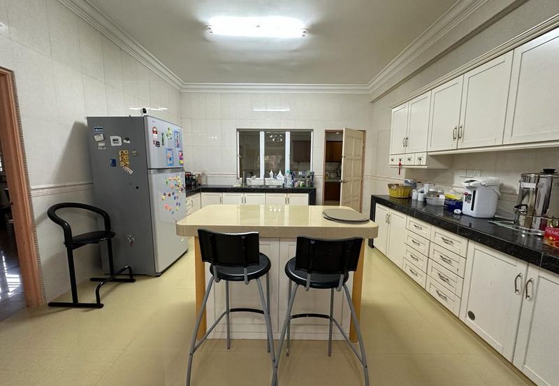 Price Drop Super Cheap 2 Sty Bungalow @ Sungai Long