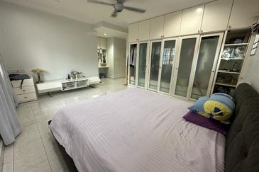 Price Drop Super Cheap 2 Sty Bungalow @ Sungai Long