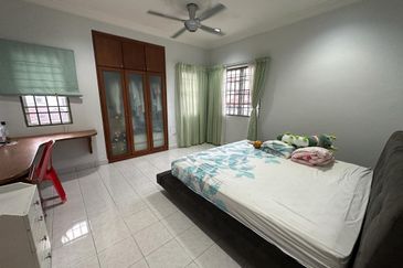 Price Drop Super Cheap 2 Sty Bungalow @ Sungai Long