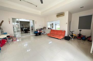 Price Drop Super Cheap 2 Sty Bungalow @ Sungai Long