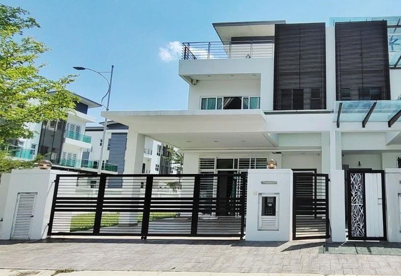 Suria Villa @ Sungai Long