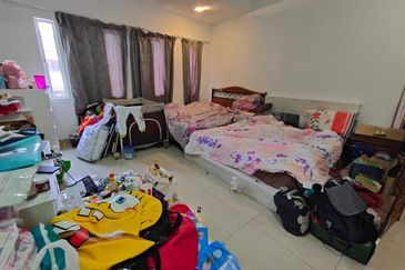 Corner Lot 2 Stry Terrace House @ Sungai Long