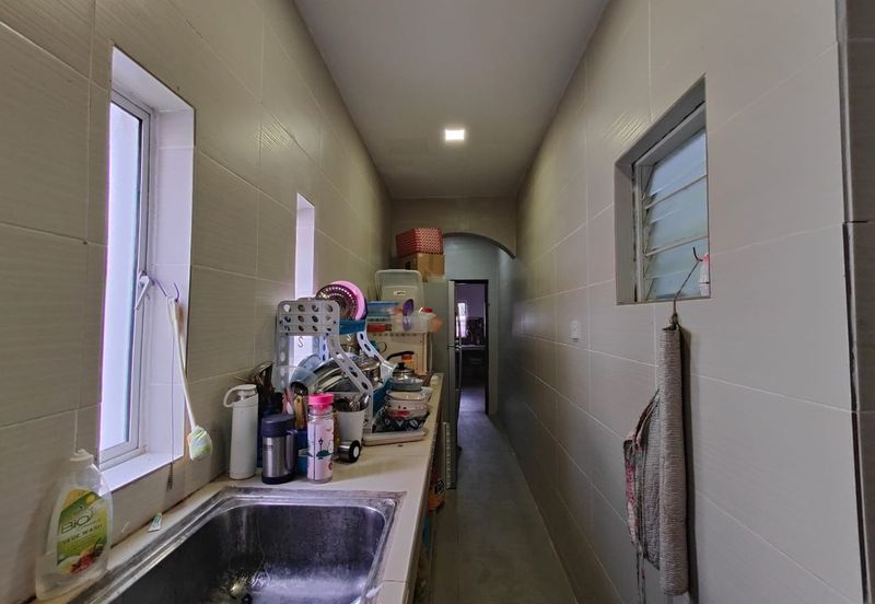 Corner Lot 2 Stry Terrace House @ Sungai Long