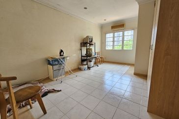 Bandar Tun Hussein Onn