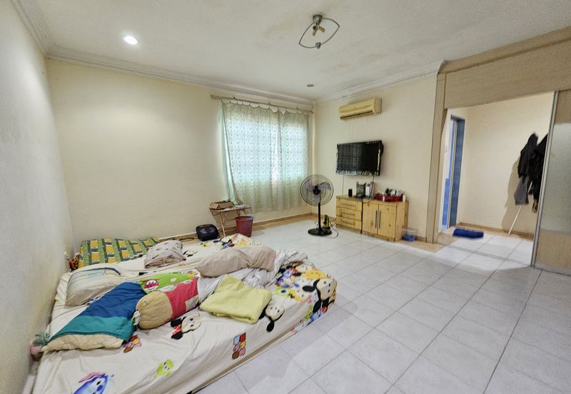 Bandar Tun Hussein Onn