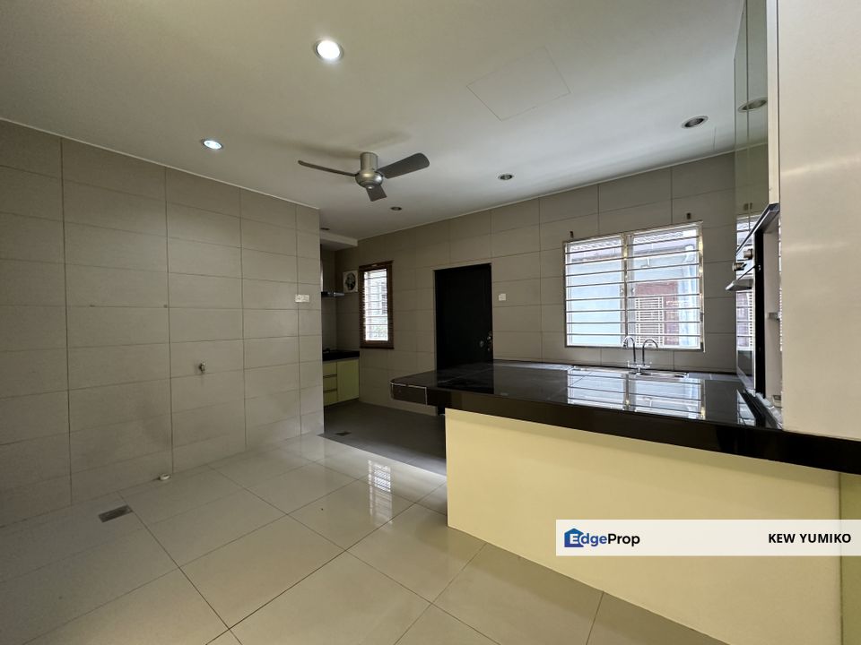 Good condition 2.5 Sty Terrace@ Quartz Villa Mahkota Cheras, Selangor, Cheras South