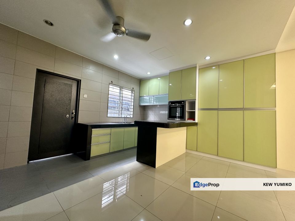 Good condition 2.5 Sty Terrace@ Quartz Villa Mahkota Cheras, Selangor, Cheras South