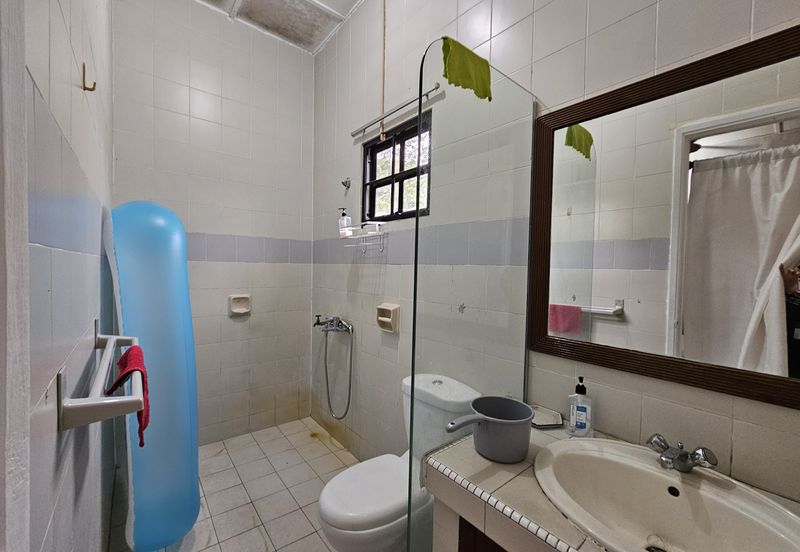 SL 8, Bandar Sungai Long