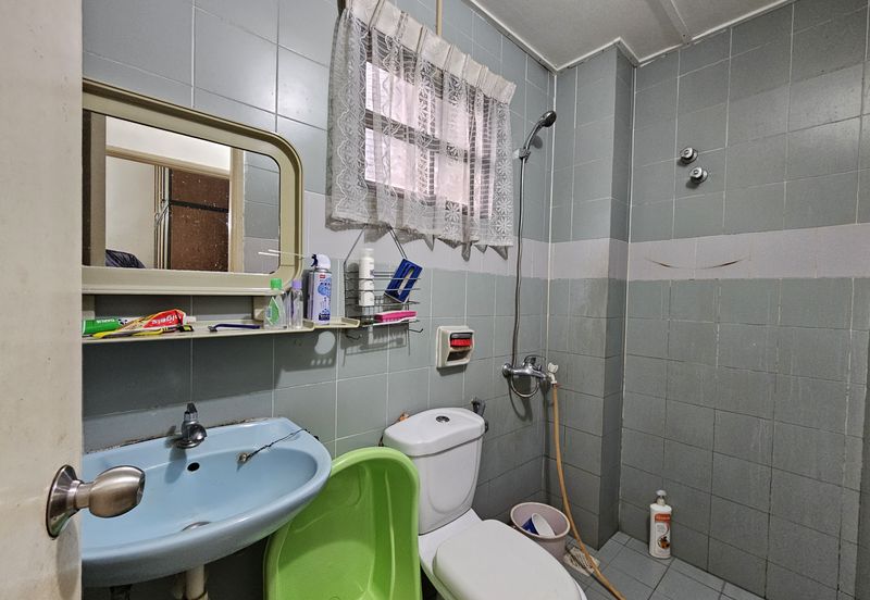 SL 8, Bandar Sungai Long