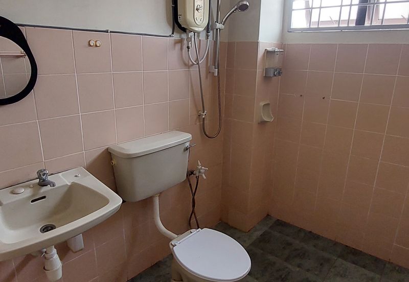 SL 9, Bandar Sungai Long