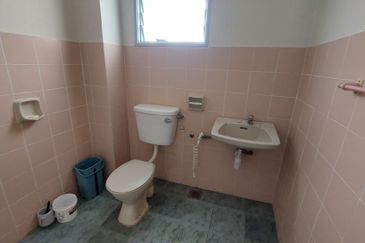 SL 9, Bandar Sungai Long