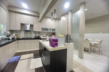 Bandar Mahkota Cheras