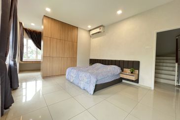 Taman Pinggiran Mahkota