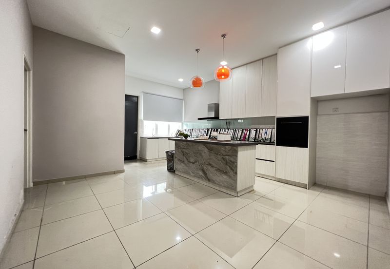 Taman Pinggiran Mahkota