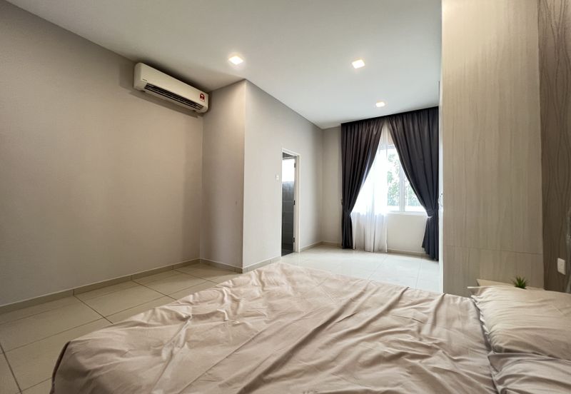 Taman Pinggiran Mahkota