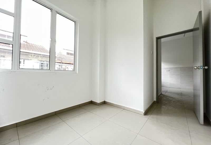 Taman Pinggiran Mahkota