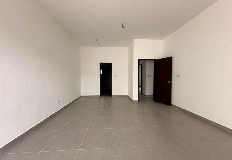 Brand New 3 sty terrace @Residensi Bukit Orkid