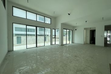 Villa 33, Bukit Manda'rina