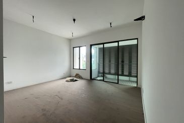 Villa 33, Bukit Manda'rina