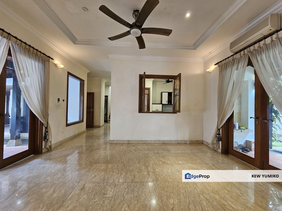 Good Condition Double Storey Bungalow, Gita Bayu Seri Kembangan, Selangor, Seri Kembangan