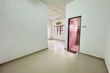 Super Cheap Double Storey Terrace @ S L 6, Bandar Sungai Long