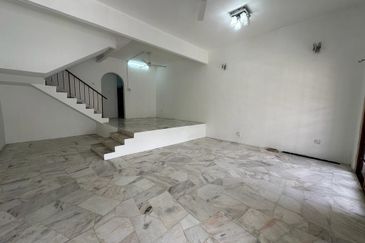 Super Cheap Double Storey Terrace @ S L 6, Bandar Sungai Long