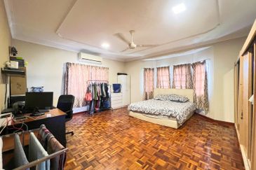 Bandar Tun Hussein Onn