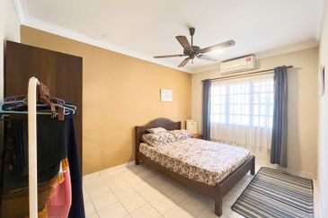 Bandar Tun Hussein Onn