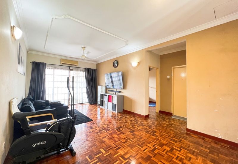 Bandar Tun Hussein Onn