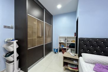 Bandar Tun Hussein Onn