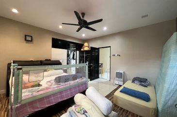 Bandar Tun Hussein Onn