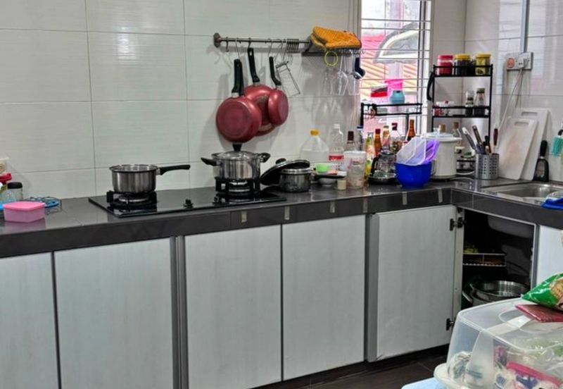 Super Cheap 2 storey terrace house Bandar Sri Damansara, KL